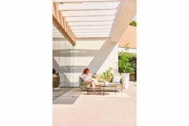 Hunter 3-seter sofa - Sunbrella almond Hunter 3-seter sofa - Sunbrella almond